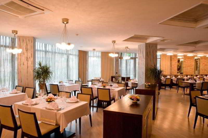 Spa Hotel Persenk Dövlen Dış mekan fotoğraf Restaurant