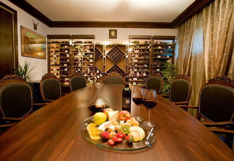 Spa Hotel Persenk Dövlen Restoran fotoğraf Wine tasting room
