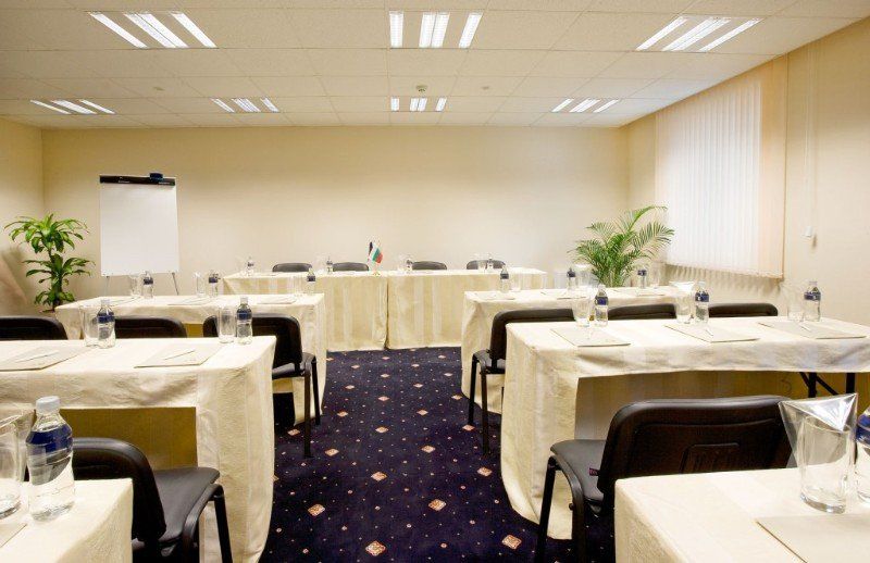 Spa Hotel Persenk Dövlen Dış mekan fotoğraf Meeting room